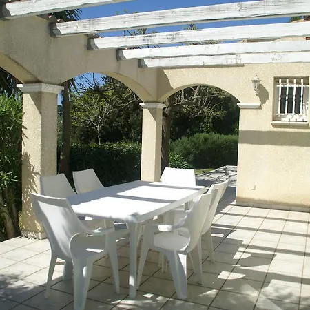 Spacious In With Private Garden And Panoramic View Villa *