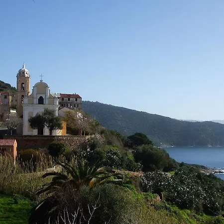 Villa Spacious In With Private Garden And Panoramic View *